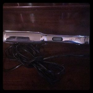 Paul Mitchell Neuro Flat Iron